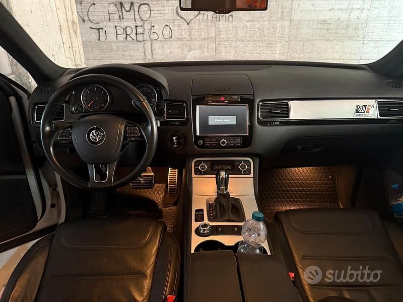 Usata VW Touareg 245 CV (180 kW) 2012 Bianco SUV