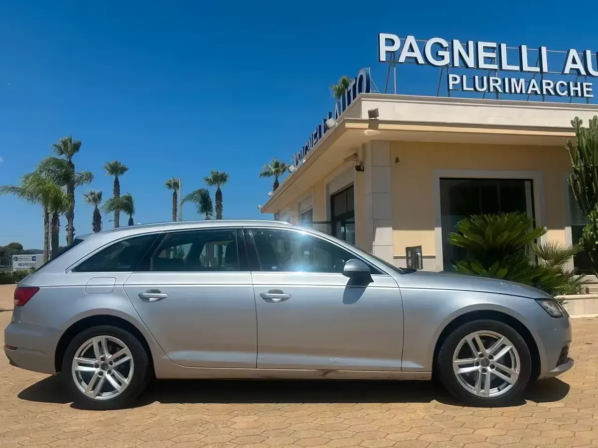 Usata Audi A4 150 CV (110 kW) 2017 Argento Station wagon