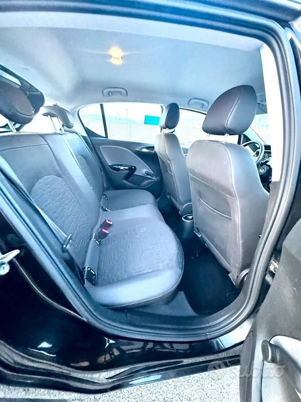 Usata Opel Corsa Cosmo 69 CV (50 kW) 2018 Nero Utilitaria