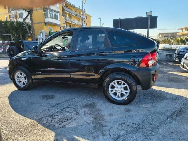 Usata SsangYong Actyon 150 CV (110 kW) 2010 Nero SUV