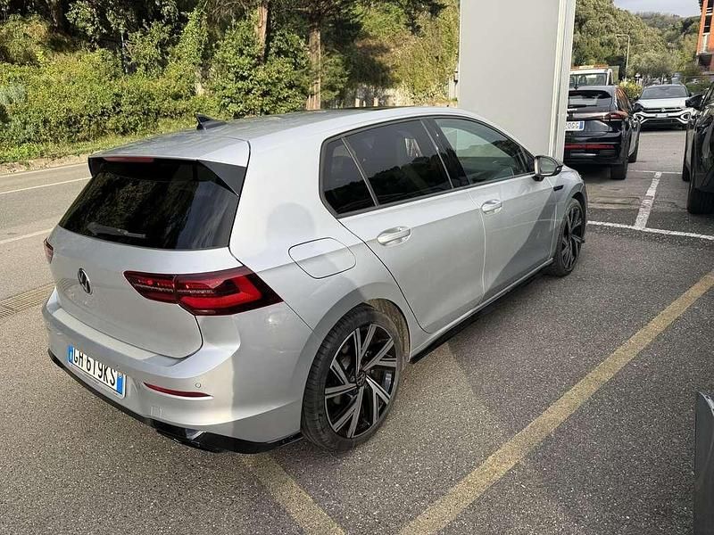 Usata VW Golf VIII R-line 150 CV (110 kW) 2022 Berlina