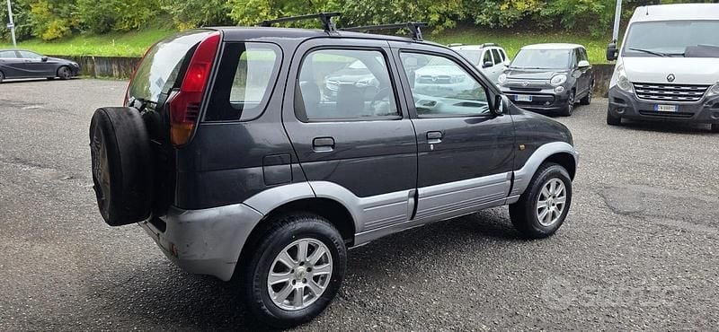 Usata Daihatsu Terios 82 CV (60 kW) 1998 Blu SUV