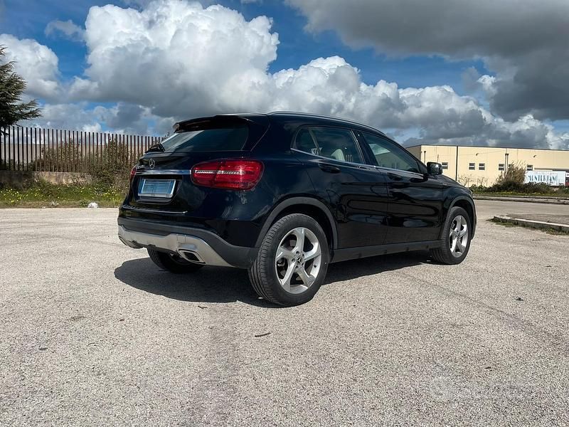 Usata Mercedes GLA200 2018 Nero SUV