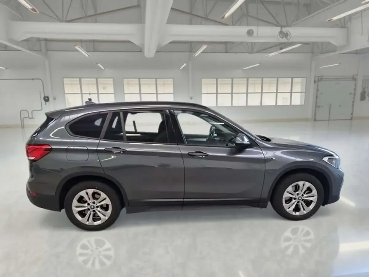 Usata BMW X1 Advantage 125 CV (91 kW) 2022 Grigio SUV