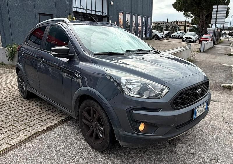 Usata Ford Ka Plus Active 85 CV (62 kW) 2019 Grigio Utilitaria