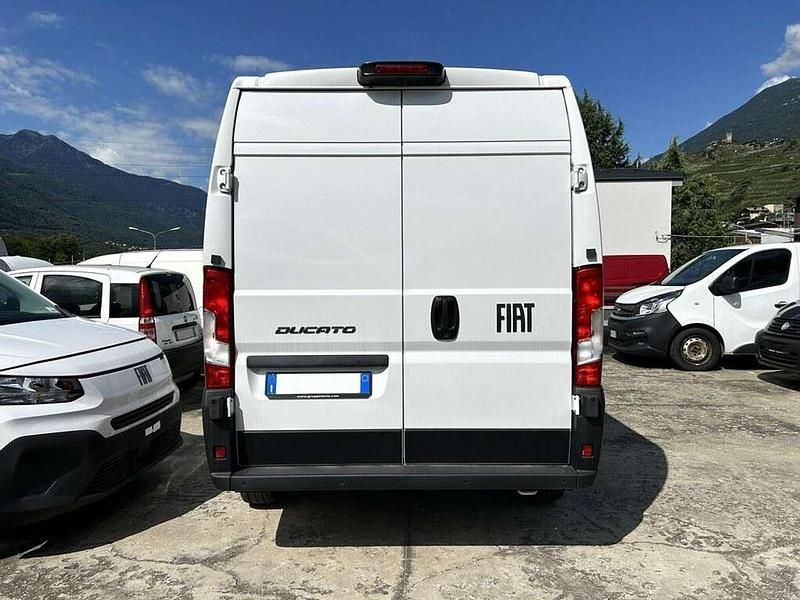 Usata Fiat Ducato 140 CV (102 kW) 2024 Bianco Furgone