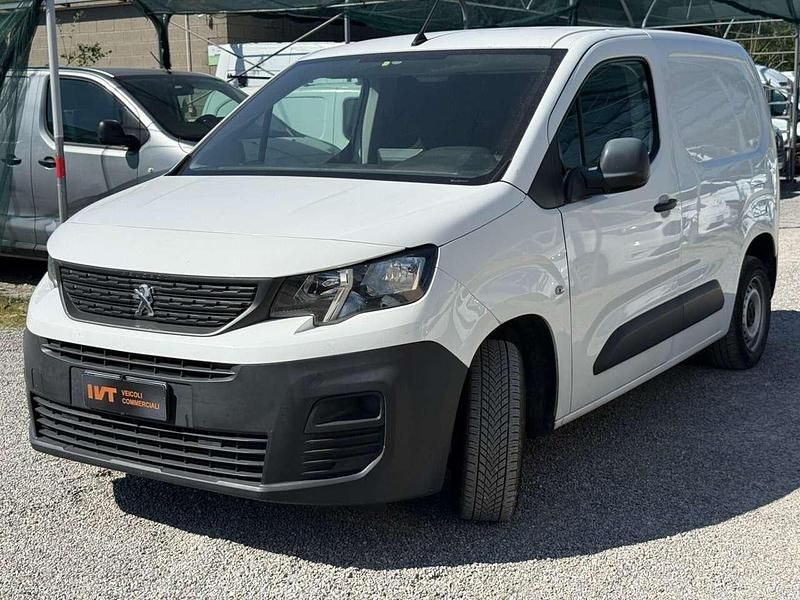 Usata Peugeot Partner 75 CV (55 kW) 2019 Bianco Monovolume