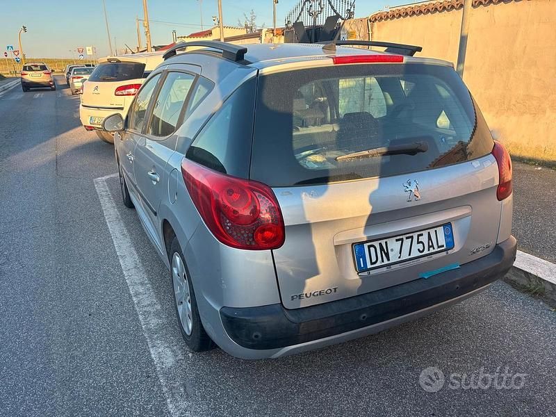 Begagnad Peugeot 207 95 HK (69 kW) 2008 Grå Kombi