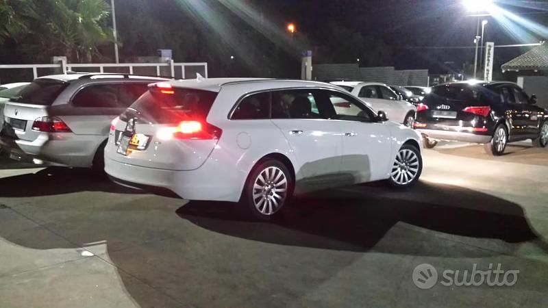 Usata Opel Insignia Cosmo 2010 Bianco Station wagon
