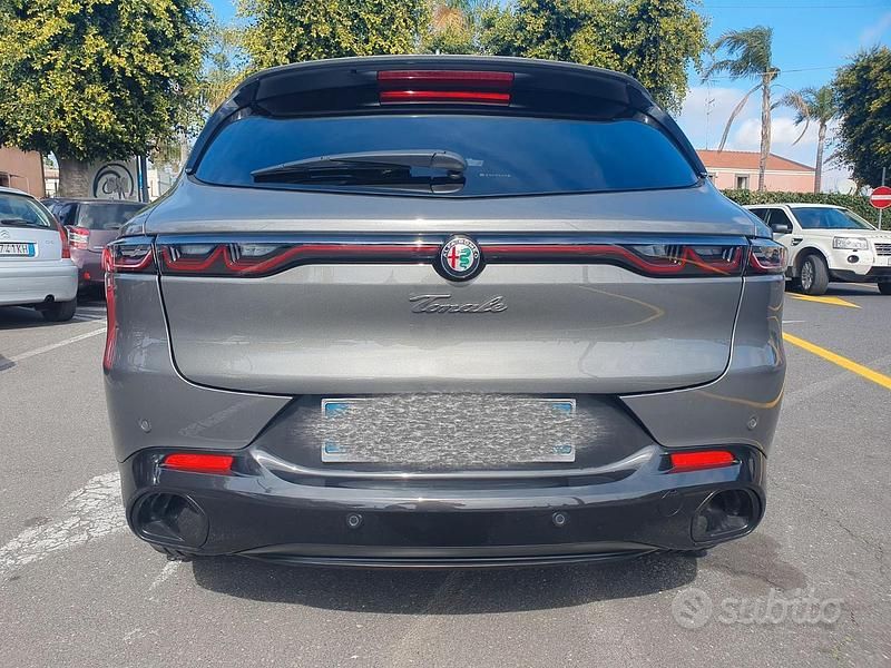 Usata Alfa Romeo Tonale 131 CV (96 kW) 2022 Grigio SUV