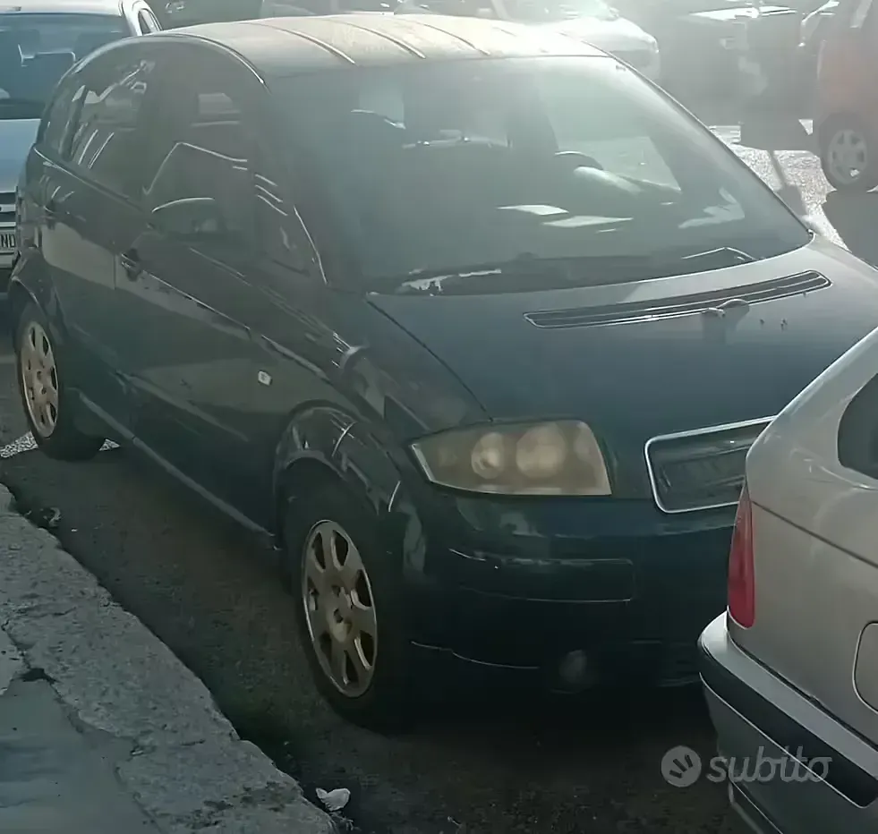 Usata Audi A2 75 CV (55 kW) 2002 Nero Utilitaria