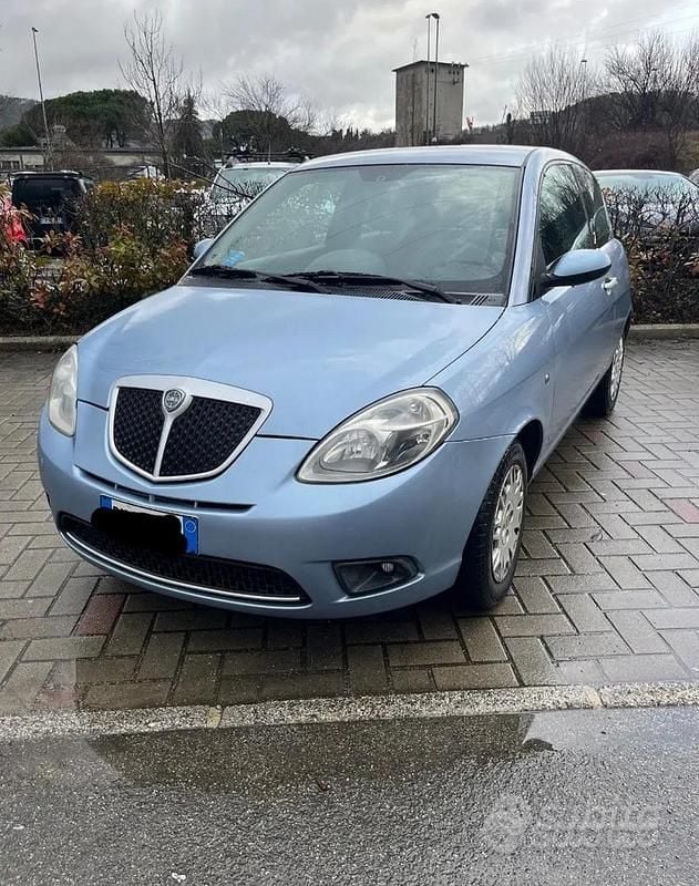 Usata Lancia Ypsilon 69 CV (50 kW) 2007 Utilitaria