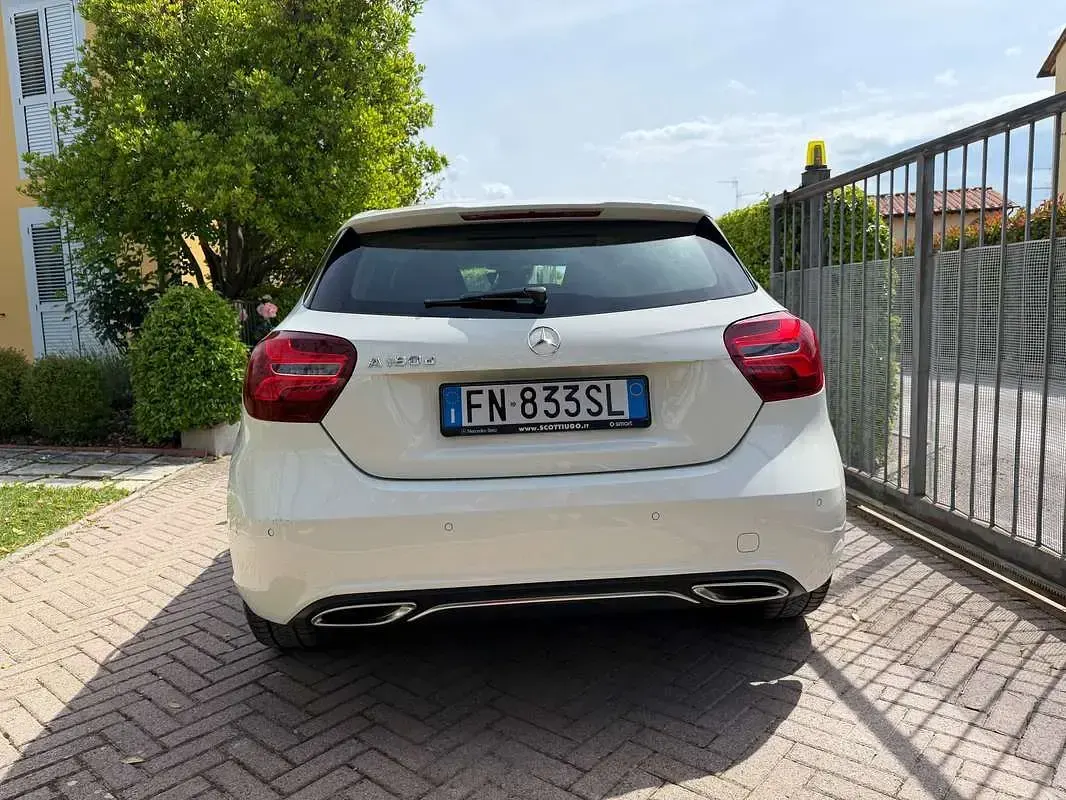 Usata Mercedes A180 109 CV (80 kW) 2018 Bianco Berlina