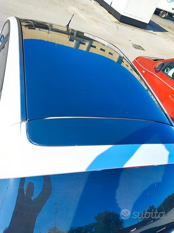 Usata Ford Fiesta 75 CV (55 kW) 2016 Bianco Utilitaria