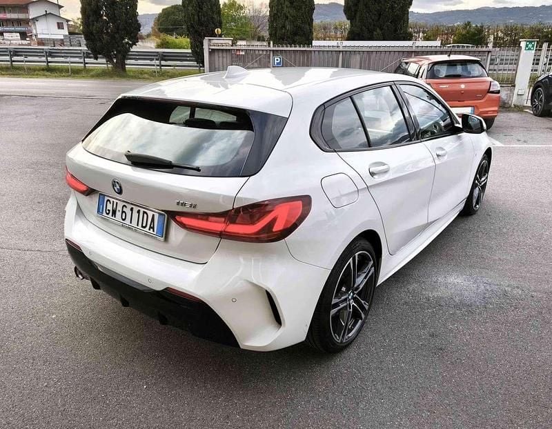 Usata BMW 118 M Sport 136 CV (100 kW) 2024 Alpine white Utilitaria