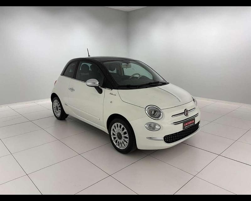Usata Fiat 500 Dolcevita 69 CV (50 kW) 2022 Bianco gelato/nero vesuvio Berlina