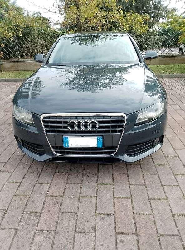 Usata Audi A4 Advanced Plus 143 CV (105 kW) 2011 Grigio Berlina
