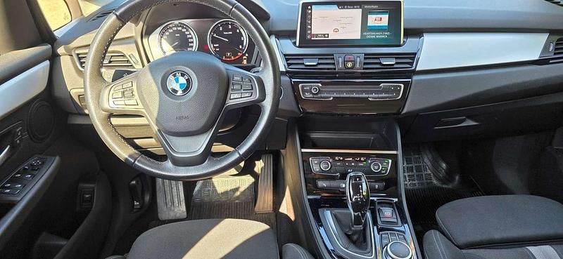 Usata BMW 216 Active Tourer Luxury Line 116 CV (85 kW) 2021 Bianco Monovolume
