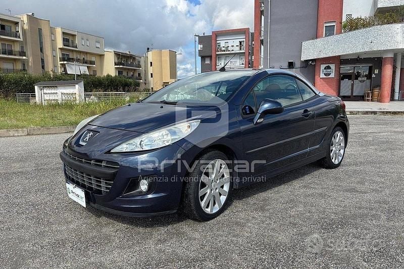 Blu Usata 2012 Peugeot 207 CC Allure Cabrio | 7490 € (Buon prezzo) - Immagine 1/4
