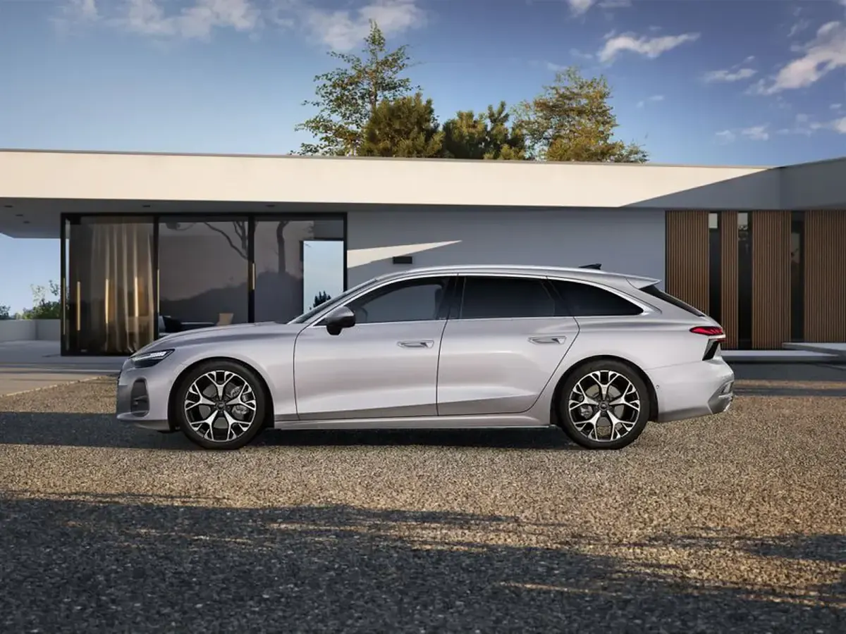Nuova Audi A6 Advanced 204 CV (150 kW) 2026 Argento fioretto metallizzato Station wagon
