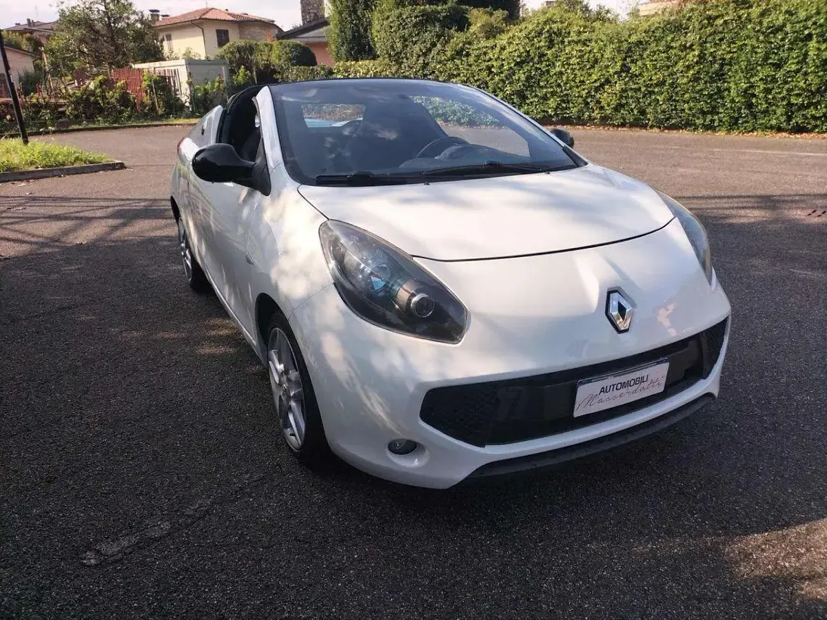 Usata Renault Wind 101 CV (74 kW) 2011 Bianco pastello Cabrio