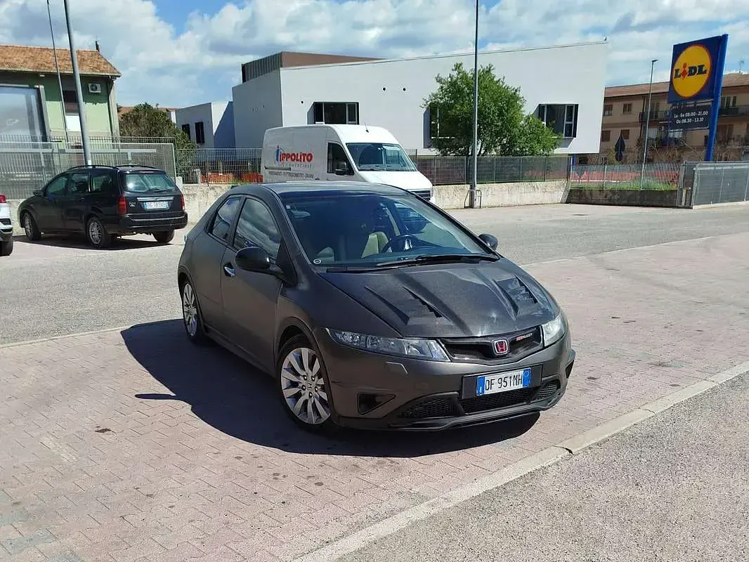 Usata Honda Civic Executive 140 CV (102 kW) 2007 Grigio Berlina