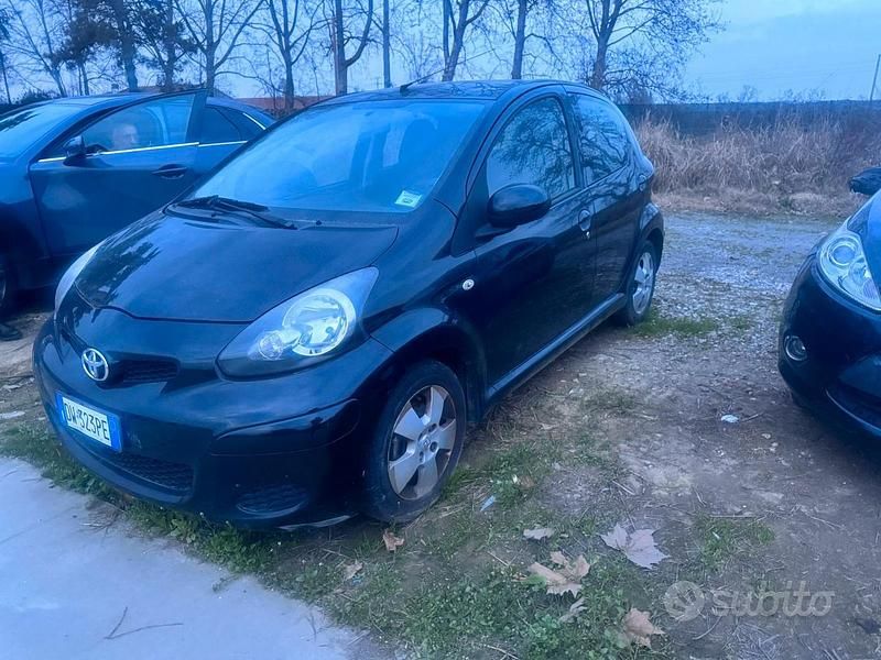 Usata Toyota Aygo 2009 Nero Utilitaria