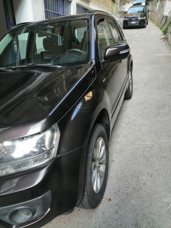 Usata Suzuki Grand Vitara 129 CV (94 kW) 2013 Nero SUV