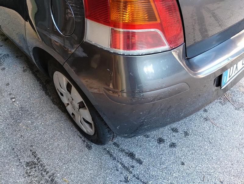 Usata Toyota Yaris 2009 Grigio Utilitaria