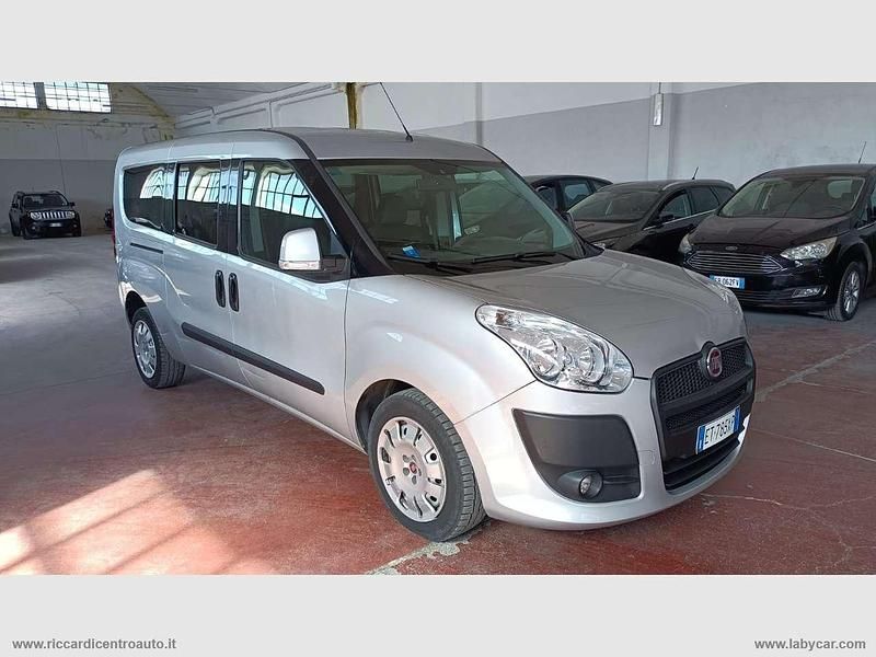 Argento Usata 2014 Fiat Doblò Monovolume | 7890 € (Cara) - Immagine 1/4