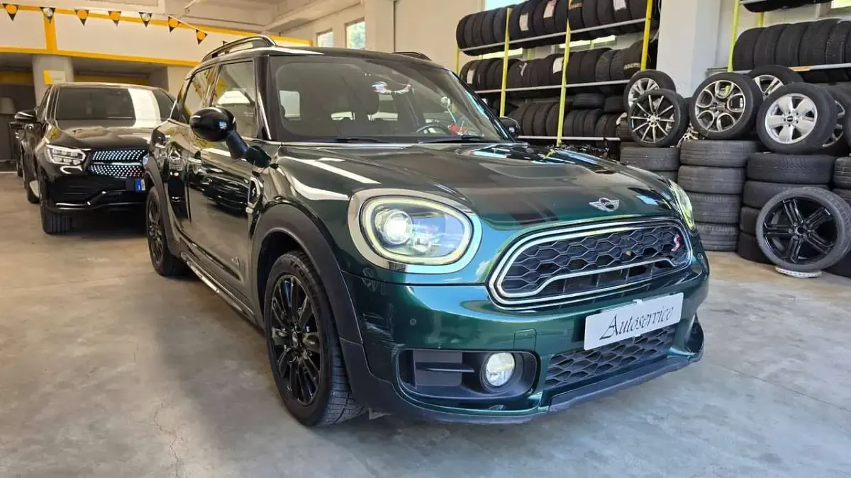 Begagnad Mini Cooper SD Countryman Business 190 HK (139 kW) 2017 Grön SUV