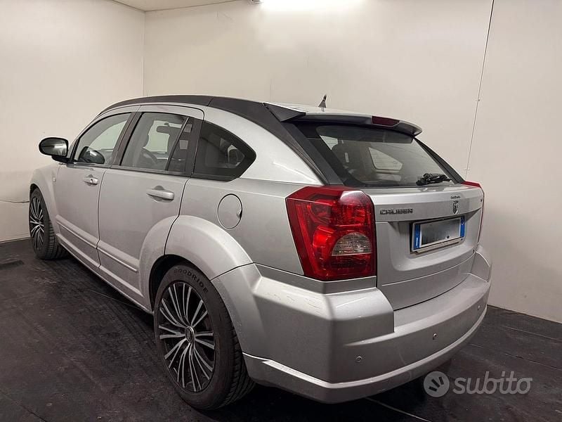 Usata Dodge Caliber 140 CV (102 kW) 2007 Grigio Utilitaria