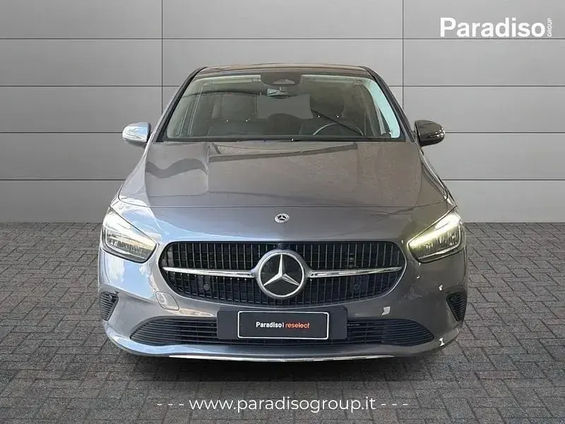 Usata Mercedes B180 Advanced Plus 116 CV (85 kW) 2024 Grigio Utilitaria
