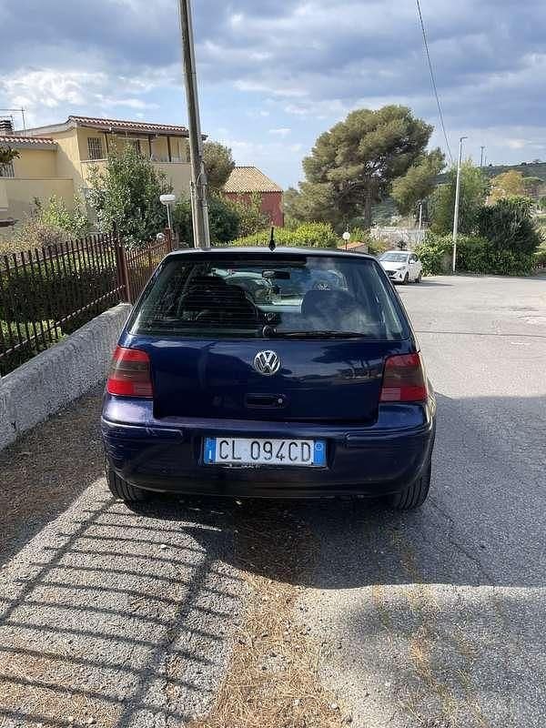 Usata VW Golf IV 131 CV (96 kW) 2004 Berlina