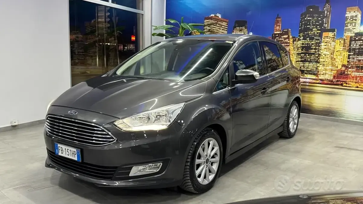 Usata Ford C-MAX Titanium 120 CV (88 kW) 2015 Grigio Monovolume