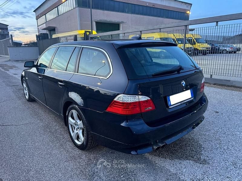 Usata BMW 525 218 CV (160 kW) 2009 Blu Station wagon