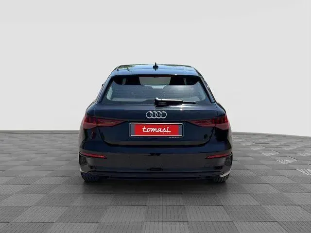 Usata Audi A3 e-tron Advanced 110 CV (80 kW) 2022 Nero midnight Utilitaria