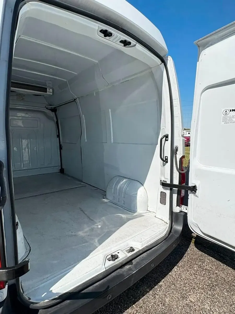 Usata Renault Master 149 CV (109 kW) 2022 Bianco Monovolume