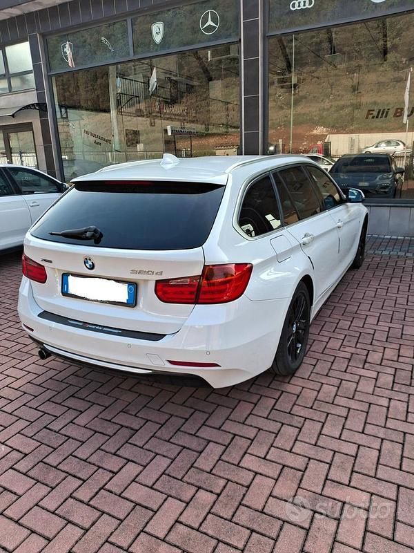 Usata BMW 320 Efficient Dynamics 184 CV (135 kW) 2013 Bianco Station wagon