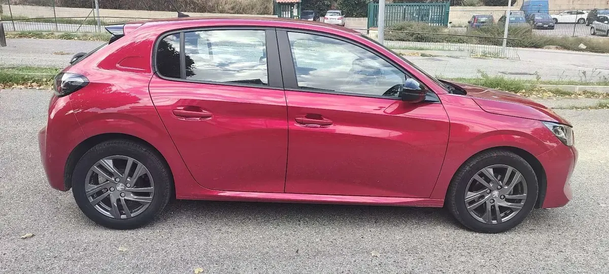 Usata Peugeot 208 Active 75 CV (55 kW) 2022 Utilitaria