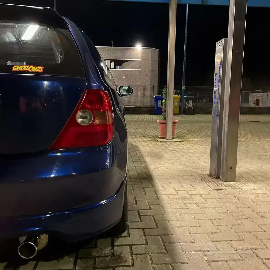 Usata Honda Civic 110 CV (80 kW) 2003 Bluazzurro Berlina
