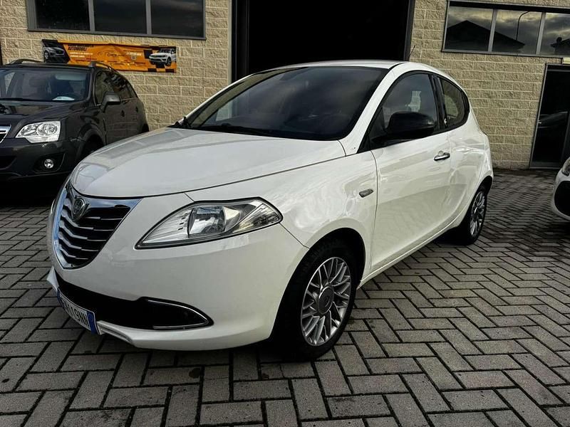 Usata Lancia Ypsilon 60 CV (44 kW) 2010 Other Utilitaria