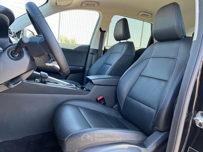 Usata MG ZS Luxury 103 CV (75 kW) 2025 Nero SUV