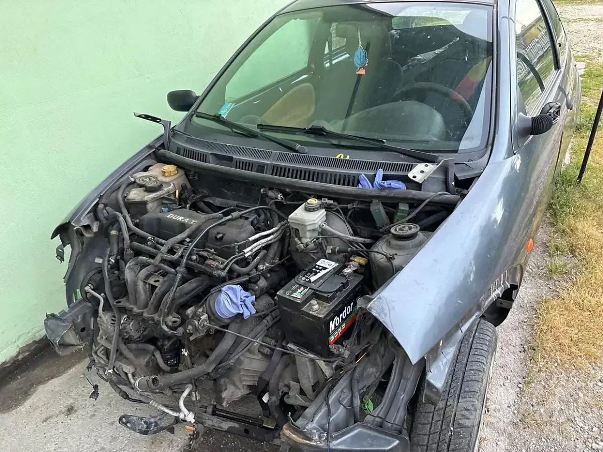 Usata Ford Ka 60 CV (44 kW) 2002 Blu Utilitaria