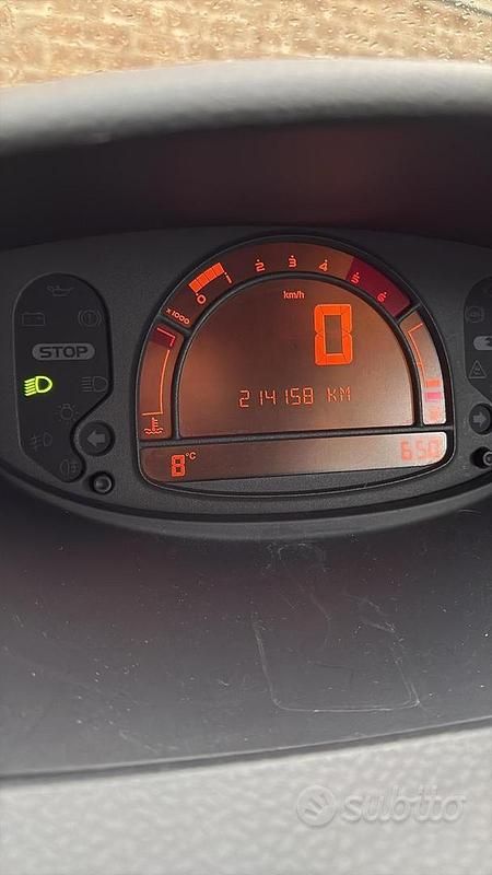 Usata Renault Modus Dynamique 86 CV (63 kW) 2010 Monovolume