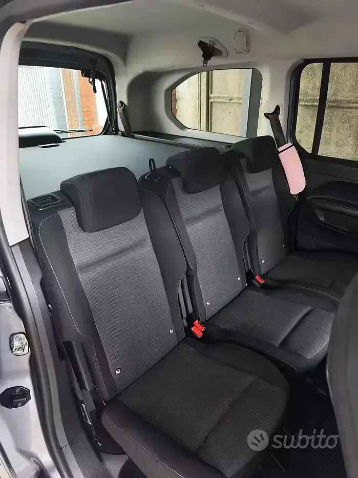 Usata Toyota Proace Verso City 131 CV (96 kW) 2025 Grigio Station wagon