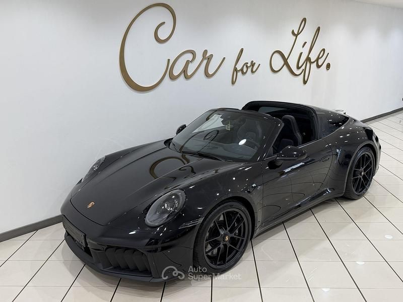 Nuova Porsche 911 541 CV (397 kW) 2026 Nero Cabrio