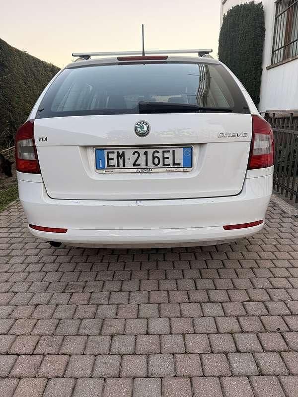 Usata Skoda Octavia GreenLine 105 CV (77 kW) 2012 Station wagon
