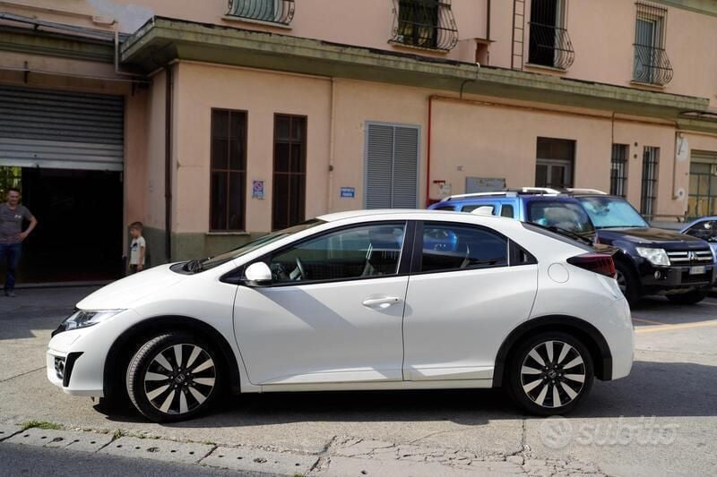 Usata Honda Civic 120 CV (88 kW) 2016 Berlina