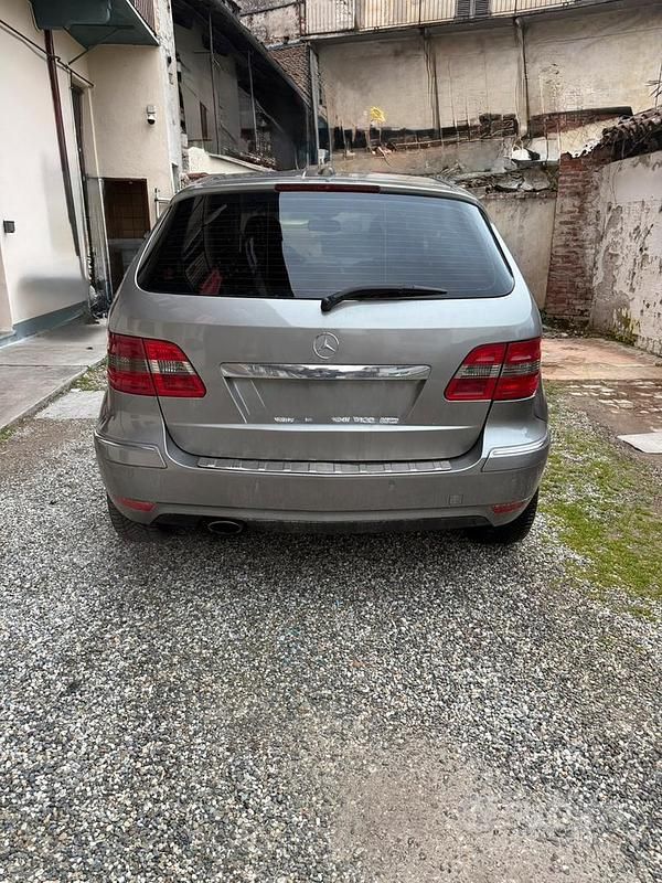 Usata Mercedes B150 2007 Grigio Monovolume